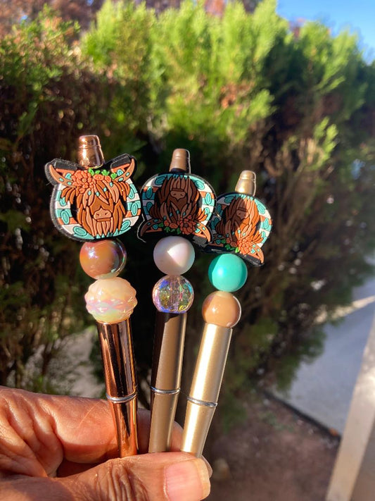 Highland Cow Beaded Pen